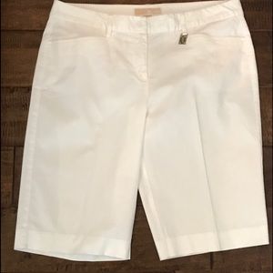 Michael Kors White Shorts - Size 10 Almost NEW!